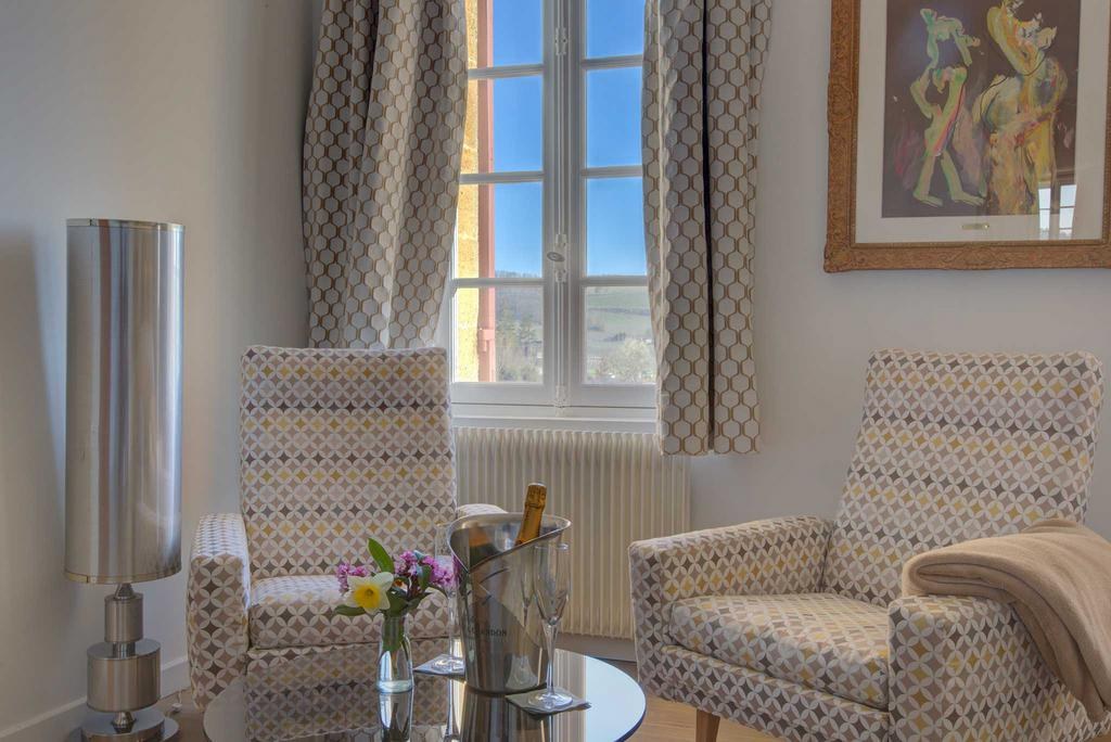 Le salon de la suite